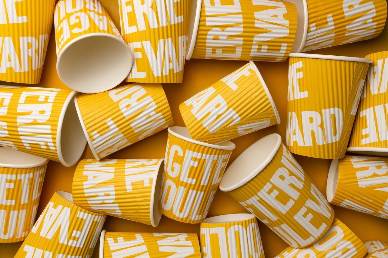 yellow-cups-6576738_1280